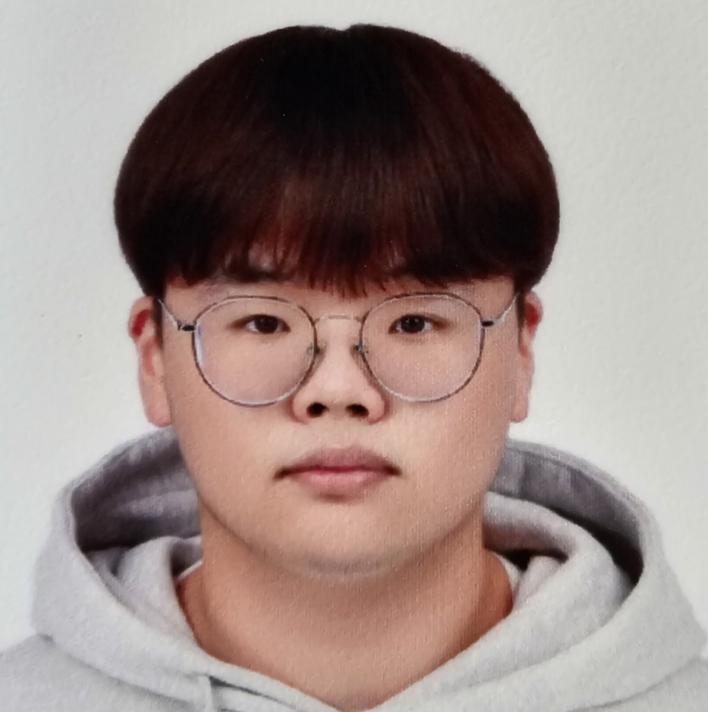 Hyun-Uk Lee